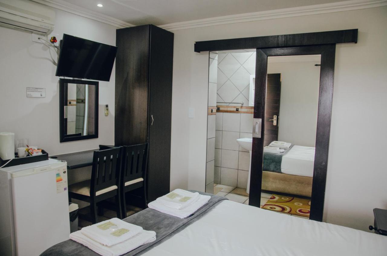 Towers Lodge Boksburg Luaran gambar