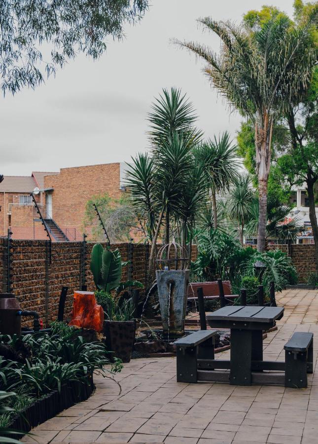 Towers Lodge Boksburg Luaran gambar